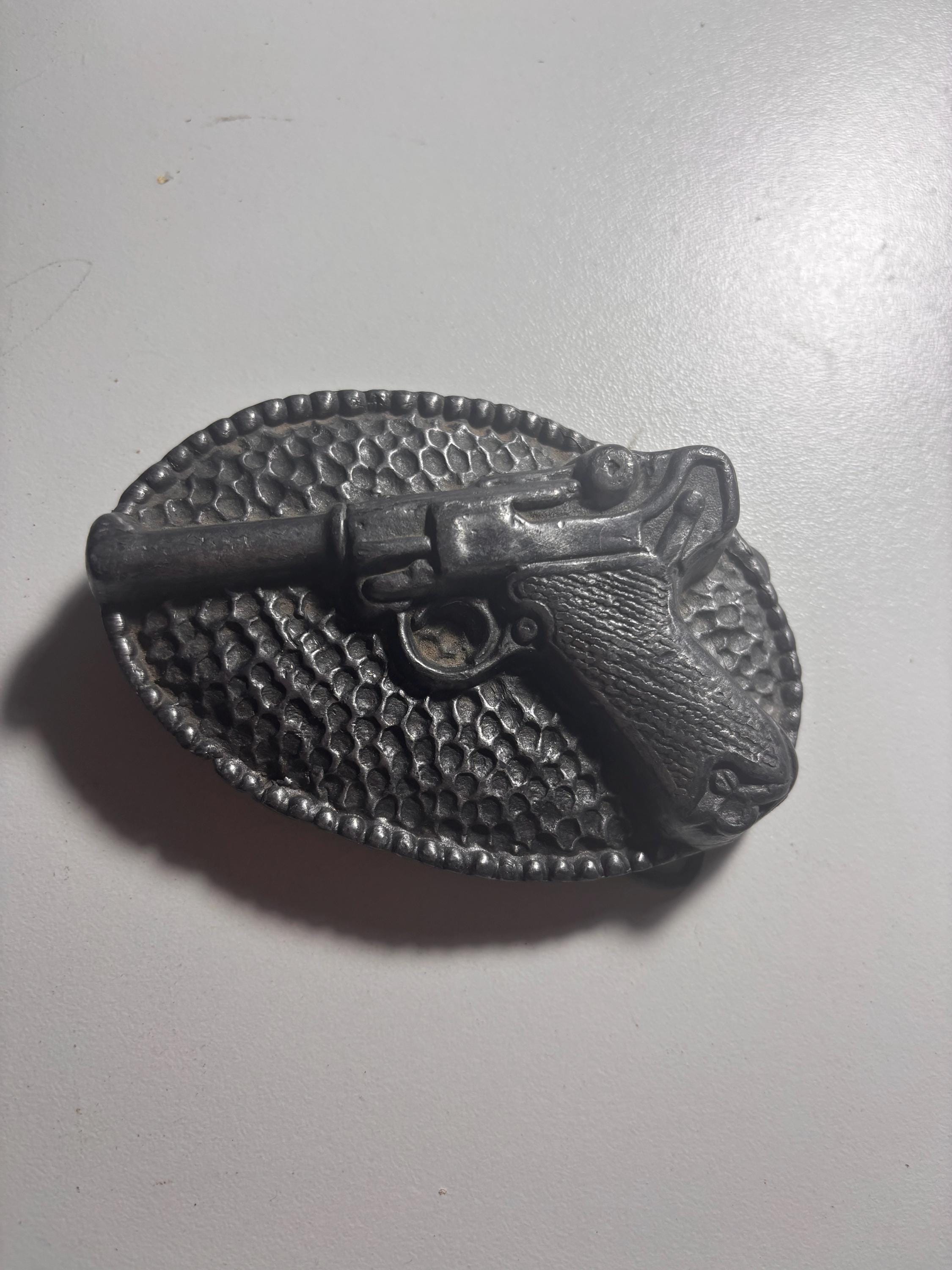 Colt 45 belt buckle - Etsy 日本