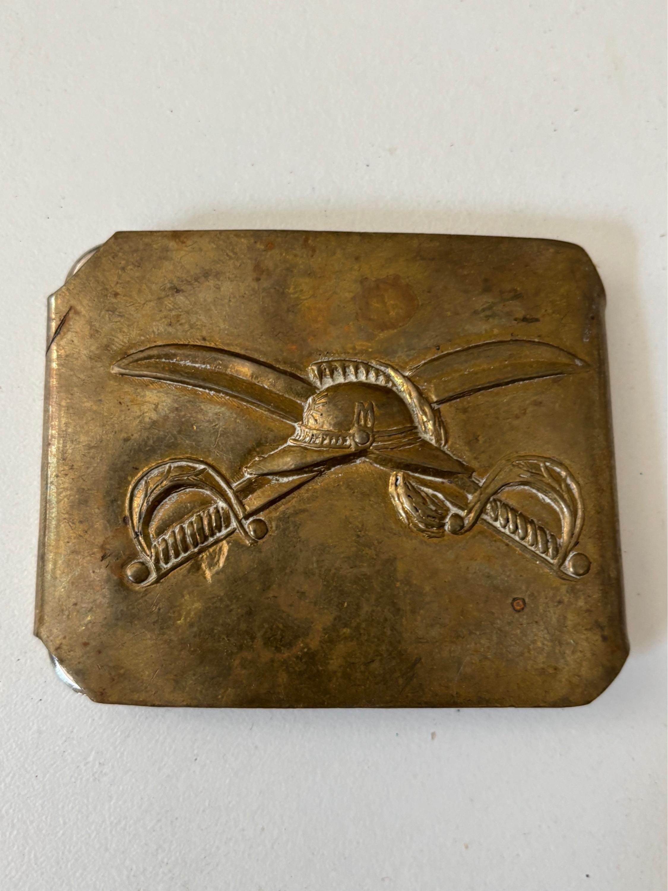 Vintage Brass Military Cavalry Belt Buckle – Crossed Sabers Design