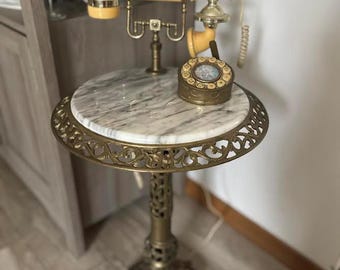 Mesa de teléfono vintage de latón con tapa de mármol