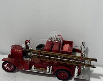 1926年式フォード モデルT 消防車（赤と黒） - Etsy 日本