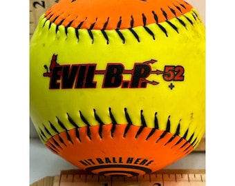 Balón de entrenamiento de sóftbol Evil B.p. 52, amarillo y naranja, de alta visibilidad, duradero.