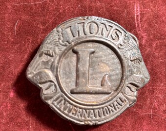 Logotipo de miembro del servicio juvenil de Lions Clubs International