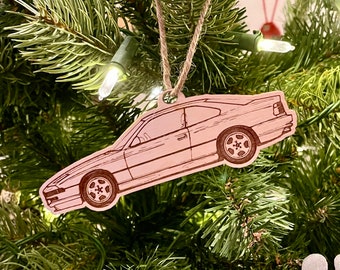 Ornement de Noël gravé au laser BMW série 8