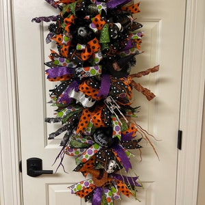 Halloween Swag, Halloween Wreath, Halloween Decor, Halloween Wreath for Front Door, Trick or Treat Wreath