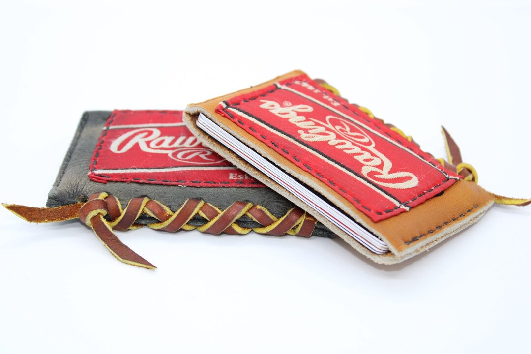 These Baseball Glove Leather Wallets Are The Perfect Gift For Baseball Fans