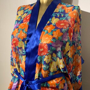 Original 1960’s RARE Amelia’s Floral Robe in Kimono Style, Size Medium