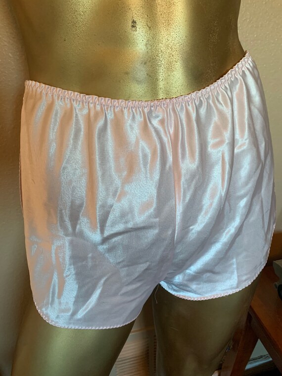 California Dynasty Sleep Shorts, Baby Pink, split… - image 2