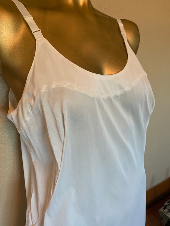 Plus Size Vintage Cream Bias Cut Nightgown by The Mov… Gem