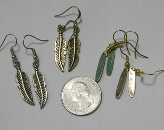 Earrings, bar or feather charm, antique gold color, antique silver color, gold color, green color