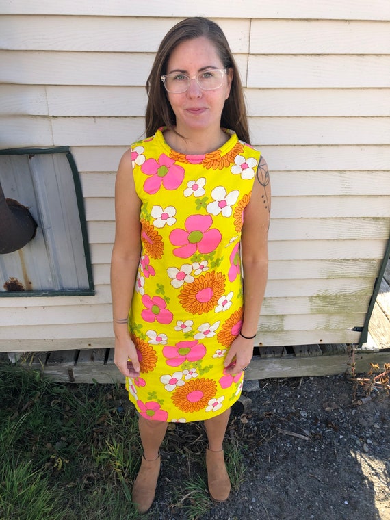 Hippie seventies floral midi dress