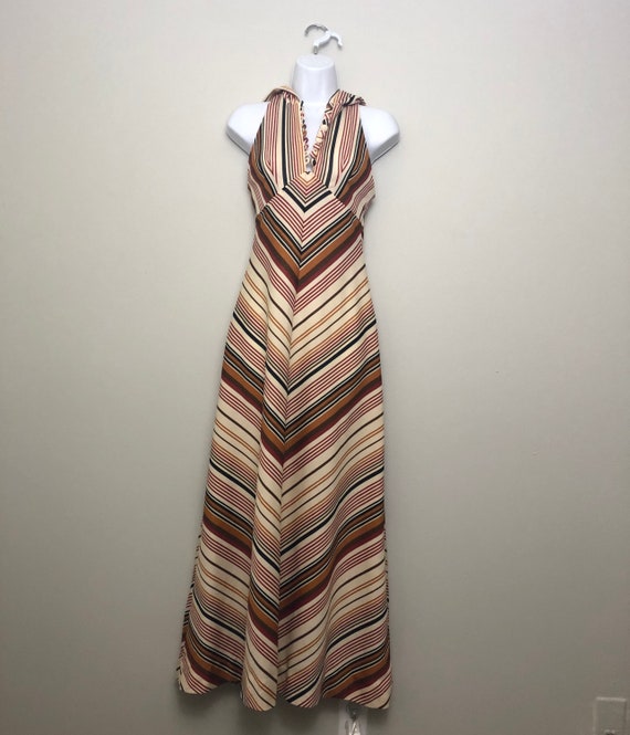 Seventies brown maxi hooded dress - image 8