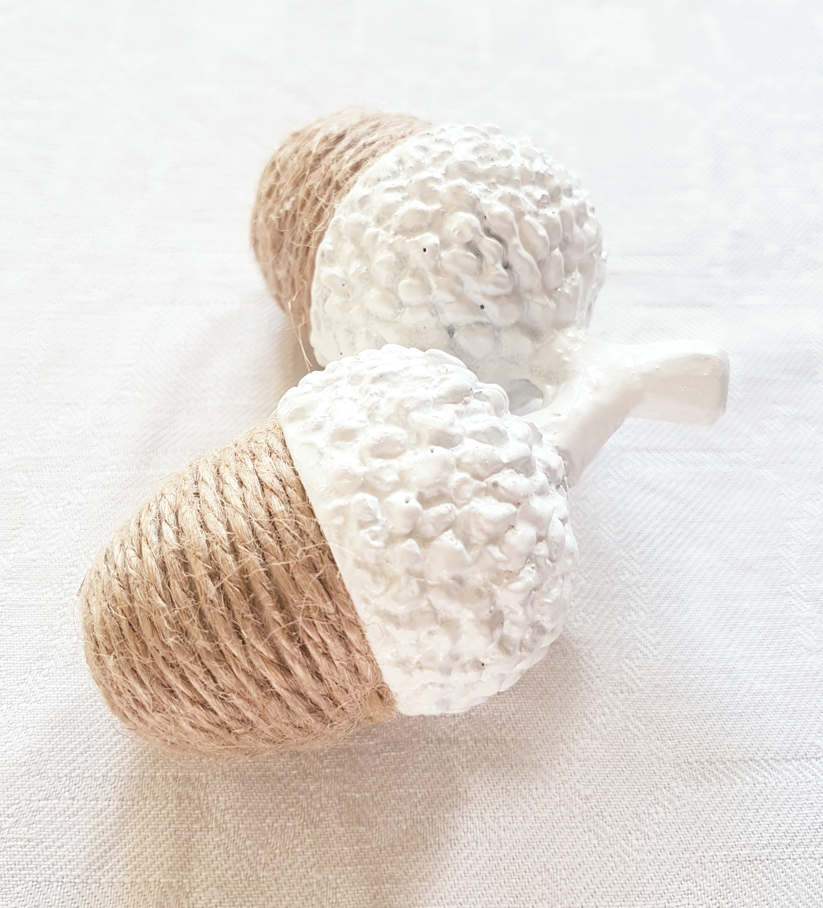 Paire de Glands Faits Main en Céramique et Corde Chanvre/Gros Blanc Ficelle Jute Naturelle/Déco Tabl