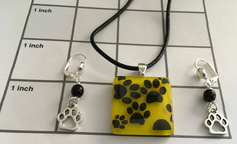 Paw Print Jewelry Set