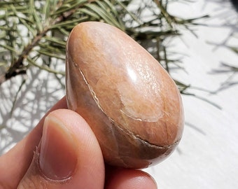 Peach Moonstone Egg, Peach Moonstone Carving, Egg Crystal, Crystal Carving, Orange Crystal