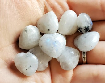 Moonstone Mini Heart carving with Blue Flash, Moonstone carving, Crystal Heart, high grade crystal