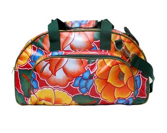 IKURI Weekender Bag - Waterproof Beach Bag Swimming Bag in Oilcloth Travel Bag Holdall Crossbody Shoulder Bag - Tehuana Red