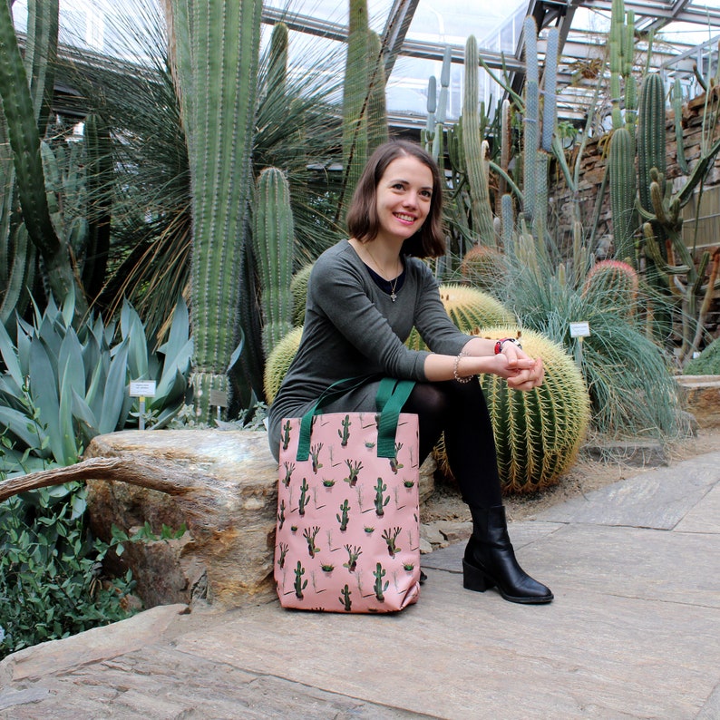 Cactus Edition Valentina Shoulder Tote Bag For Woman Lightweight Handbag Wateresistent Multifunctional IKURI Shopping Bag Waterproof