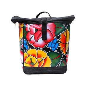 2in1 Fahrradtasche / Rucksack KOMBI  aus Wachstuch - Gepäcktasche für Frauen Wasserdicht Bike Panniers - Design Tehuana Schwarz