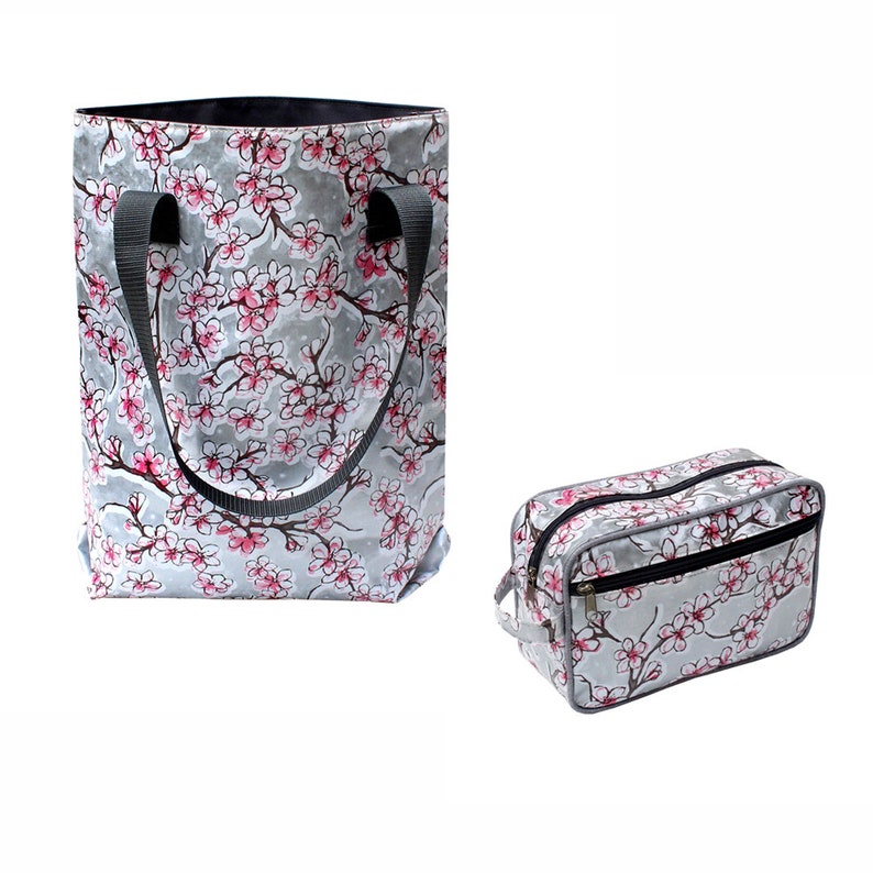 IKURI Shopper Tote Bag for Women Beach Bag Market Bag Waterproof Oilcloth Handmade Vintage Pattern Hanami silver IKURI Shopper Tote Bag for Women Beach Bag Market Bag Waterproof Oilcloth Handmade Vintage Pattern Hanami silver