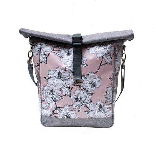 IKURI Shopper Tote Bag for Women Beach Bag Market Bag Waterproof Oilcloth Handmade Vintage Pattern Hanami silver IKURI Shopper Tote Bag for Women Beach Bag Market Bag Waterproof Oilcloth Handmade Vintage Pattern Hanami silver
