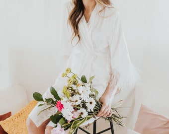 white feather robe, custom bride robe, faux feather robe, bridal party robes, white satin robe, bride robe, destination wedding robes, satin