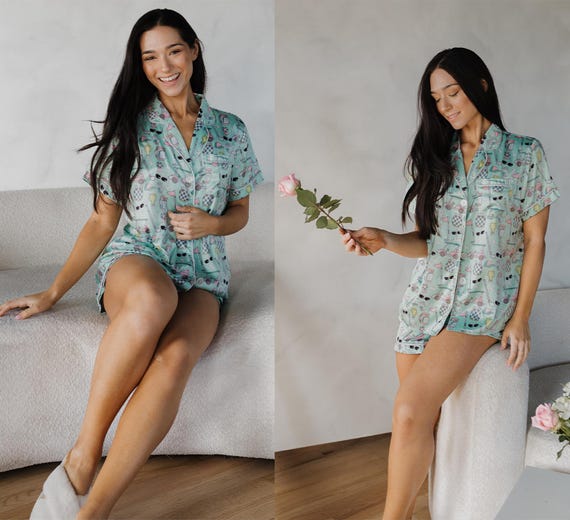 Golf Print Satin Pajamas, Trendy Women's Sleepwear, Cute & Cozy PJ Set, women's golf gift, Trendy Golf Pajamas, Luxury Women's Lounge Set