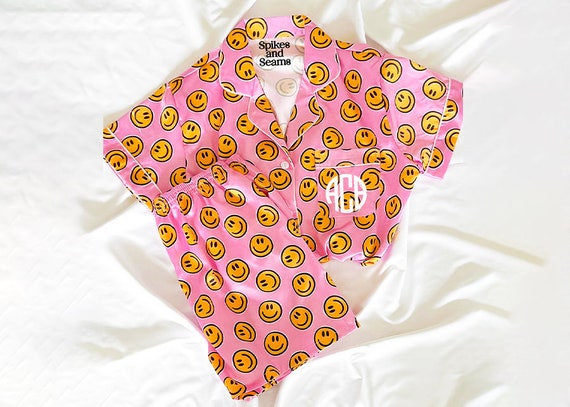 smiley face pajamas, smiley print pajamas, pink wedding pajamas, bridesmaid, bride, birthday girl pajamas, smile pajamas, smile face pajamas
