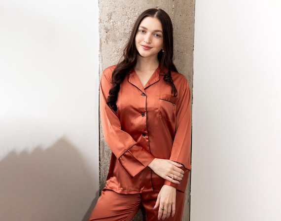 Silky Rust Color Pajamas, Orange Satin Matching Set, Personalized Name Sleepwear, Stretchy Silky Fabric, Luxe Silky Pajama Pants Set, Bach