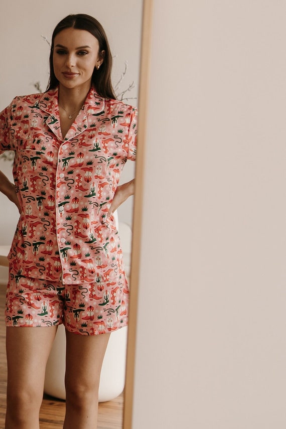 cowboy pajamas, western theme wedding, cowboy print pajamas, wedding pajamas, bridesmaid, bride, birthday, women's custom text pajamas