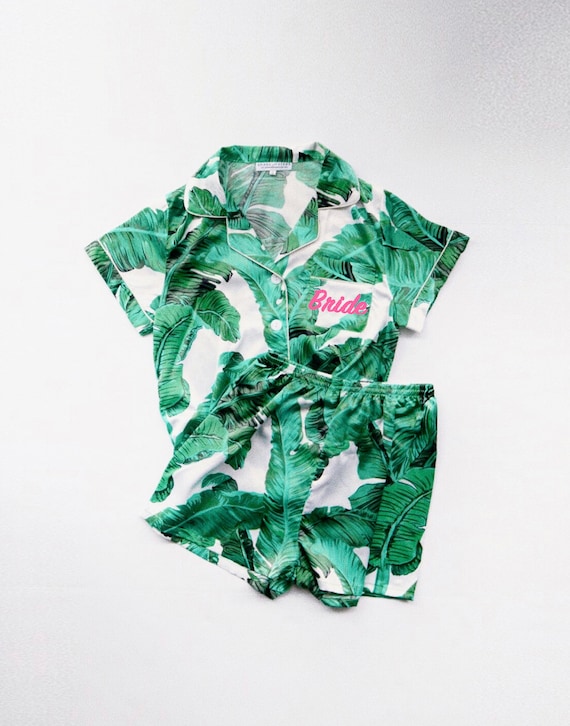 green palm leaf set, banana leaf pajamas, monogram pajamas, tropical print pajamas, bridesmaid pajamas, bride pajamas, custom name pajamas