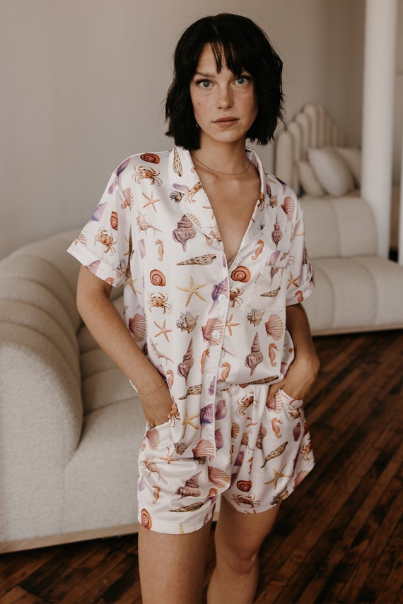 Seashell Pajamas Beach Pattern Pajamas Custom Wedding Pajamas Bridesmaid Bride Seashell Print Pajamas Beach Pajamas Tropical Pajamas Etsy Canada
