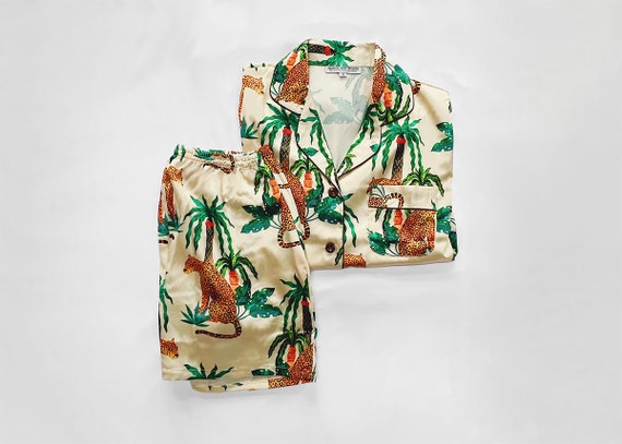 palm trees pajama set, banana leaf tropical pajama set, monogram pajamas, bride pajamas, bridesmaid pajamas, hawaiian pajamas, custom