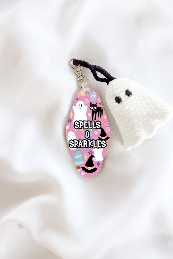 Batty Babe Keychain, Trendy Pastel Aesthetic Halloween Gift, Cute Pastel Ghost Tassel Keychain, Trendy Aesthetic Spooky Gift, Ghost Keychain