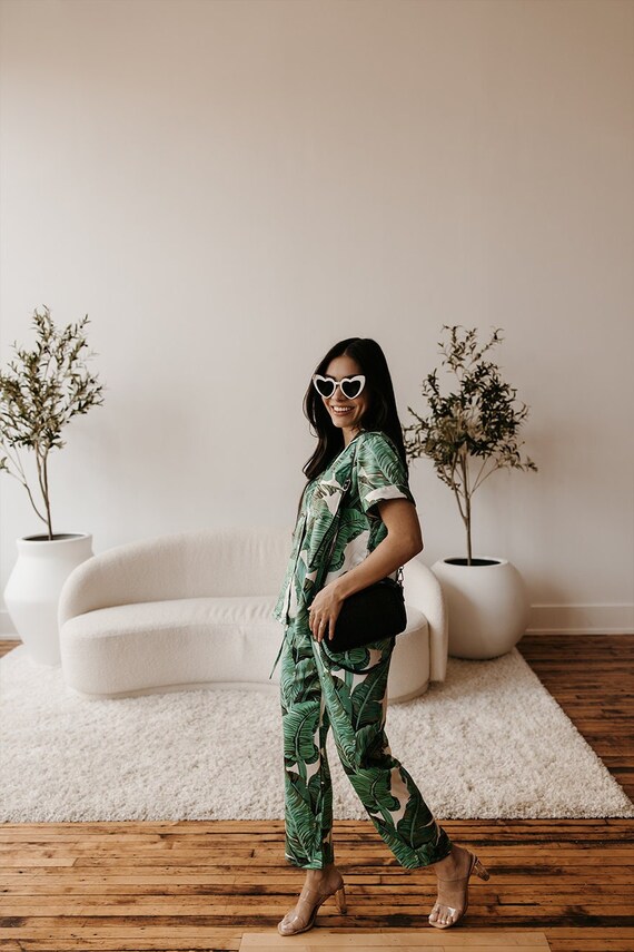 green palm leaf pajamas, tropical pajamas, banana leaf pajamas, name pajamas, beach wedding pajamas, green tropical pajamas, bride pajamas
