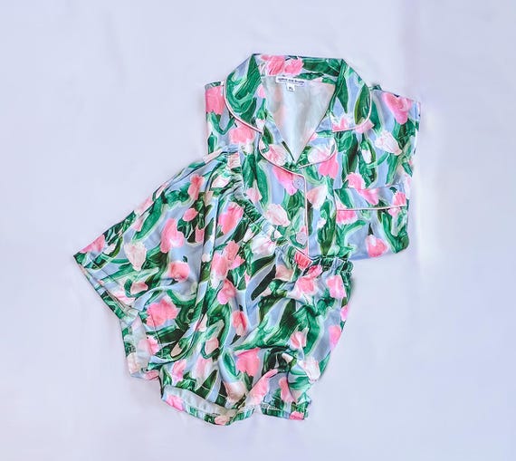 flower pajamas, pastel color pajamas, vacation pajamas, beach matching set, pastel pajamas, flower print, pajamas, monogram, floral pjs