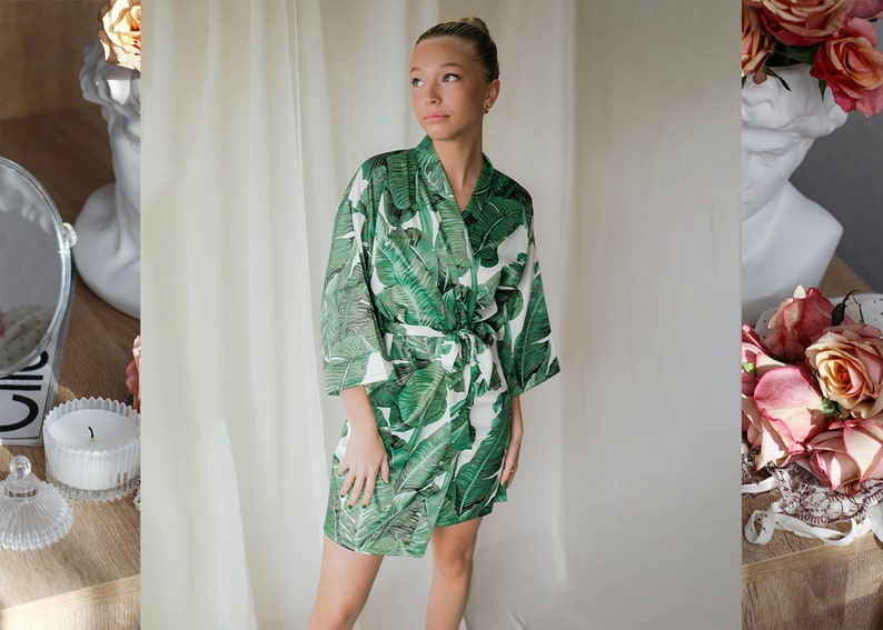 green palm leaf robe, bridesmaid robe, hawaiian robe, bridal party robes, banana leaf robe, tropical robe, destination wedding robes, satin image 3