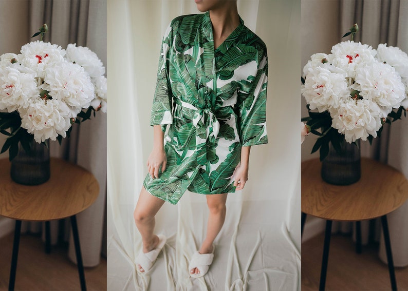 green palm leaf robe, bridesmaid robe, hawaiian robe, bridal party robes, banana leaf robe, tropical robe, destination wedding robes, satin image 5