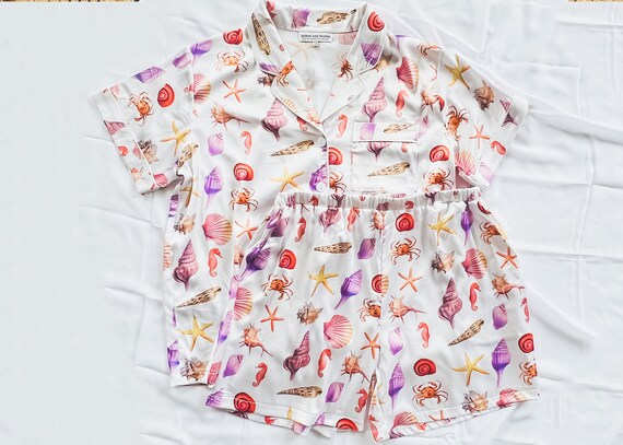 seashell pajamas, beach pattern pajamas, custom wedding pajamas, bridesmaid, bride, seashell print pajamas, beach pajamas, tropical pajamas