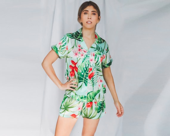 custom tropical pajamas, holiday pajama set, family pajamas, palm leaf pajamas, banana leaf, monogram pajamas, Christmas, bridesmaid pajamas