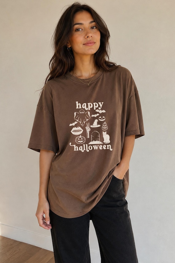 Women’s Halloween T-Shirt, Cute Spooky Graphic Tee, Oversized Fall Shirt, Halloween Party Outfit