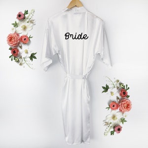 custom bride robe, custom white robe, custom name robe, custom text robe, bride robe, white bride robe, gift for the bride, new mom gift