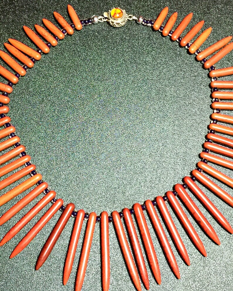 16 Paprika Turquoise POCHAHANTAS Blades necklace Disney Collection