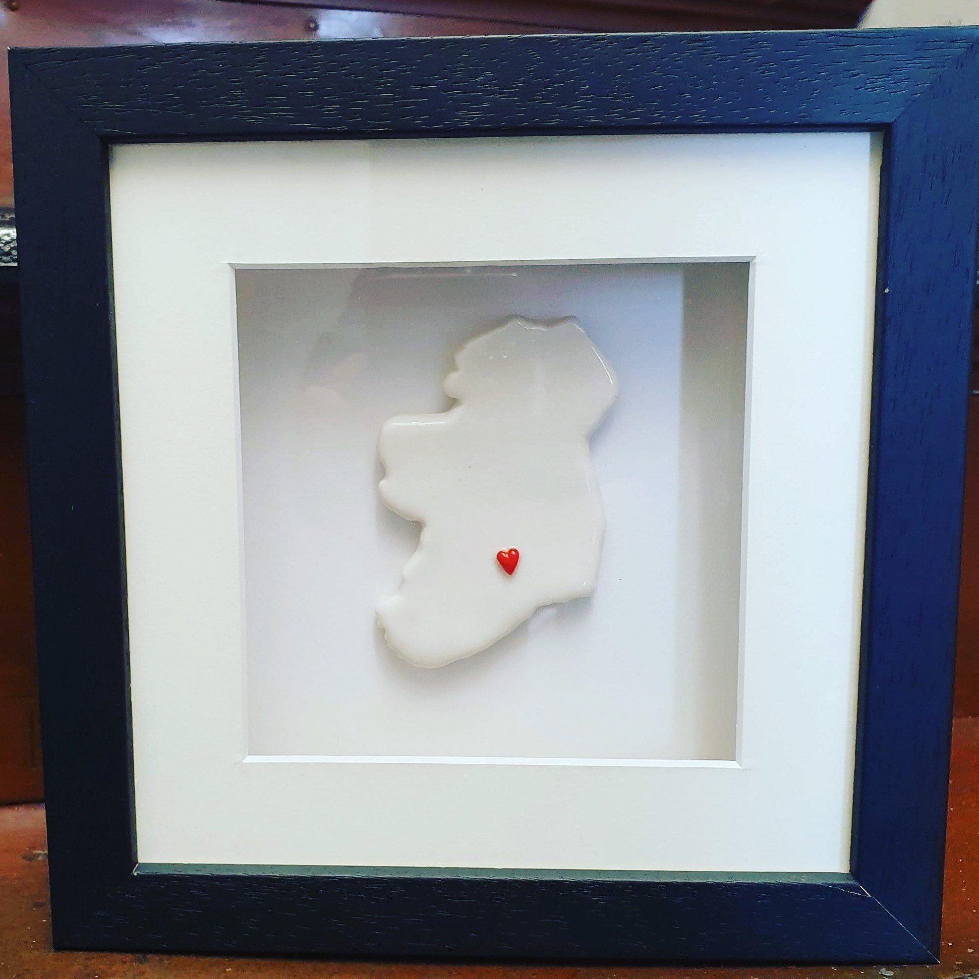 IRELAND FINE PORCELAIN CERAMIC HANGING ORNAMENT HEART HOME IS WHERE THE HEART IS IRELAND FINE PORCELAIN CERAMIC HANGING ORNAMENT HEART HOME IS WHERE THE HEART IS