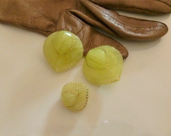 6 x 23mm Brown Marbled Round Plastic Buttons BVJ105