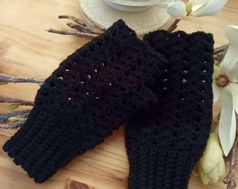 Black ribbed wrist crochet fingerless gloves, winter gloves, handmade crochet gloves, black crochet fingerless gloves, winter gloves.