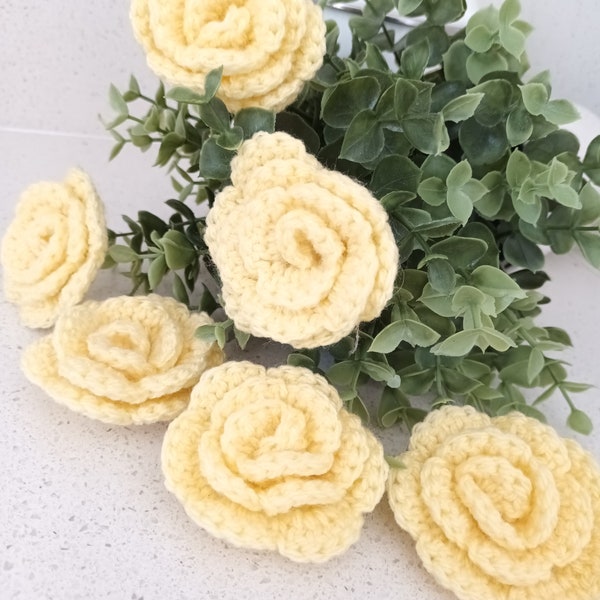 Set of 6 lemon yellow 3D crochet roses or flower embellishments, appliques, sew on, scrapbooking