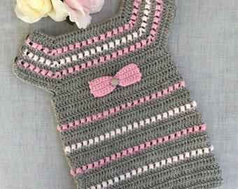 Jolie robe tunique au point de haricot au crochet pour bébé de 9 à 12 mois, robe bqby faite main, robe de bébé au crochet, robe de bébé rose et grise.