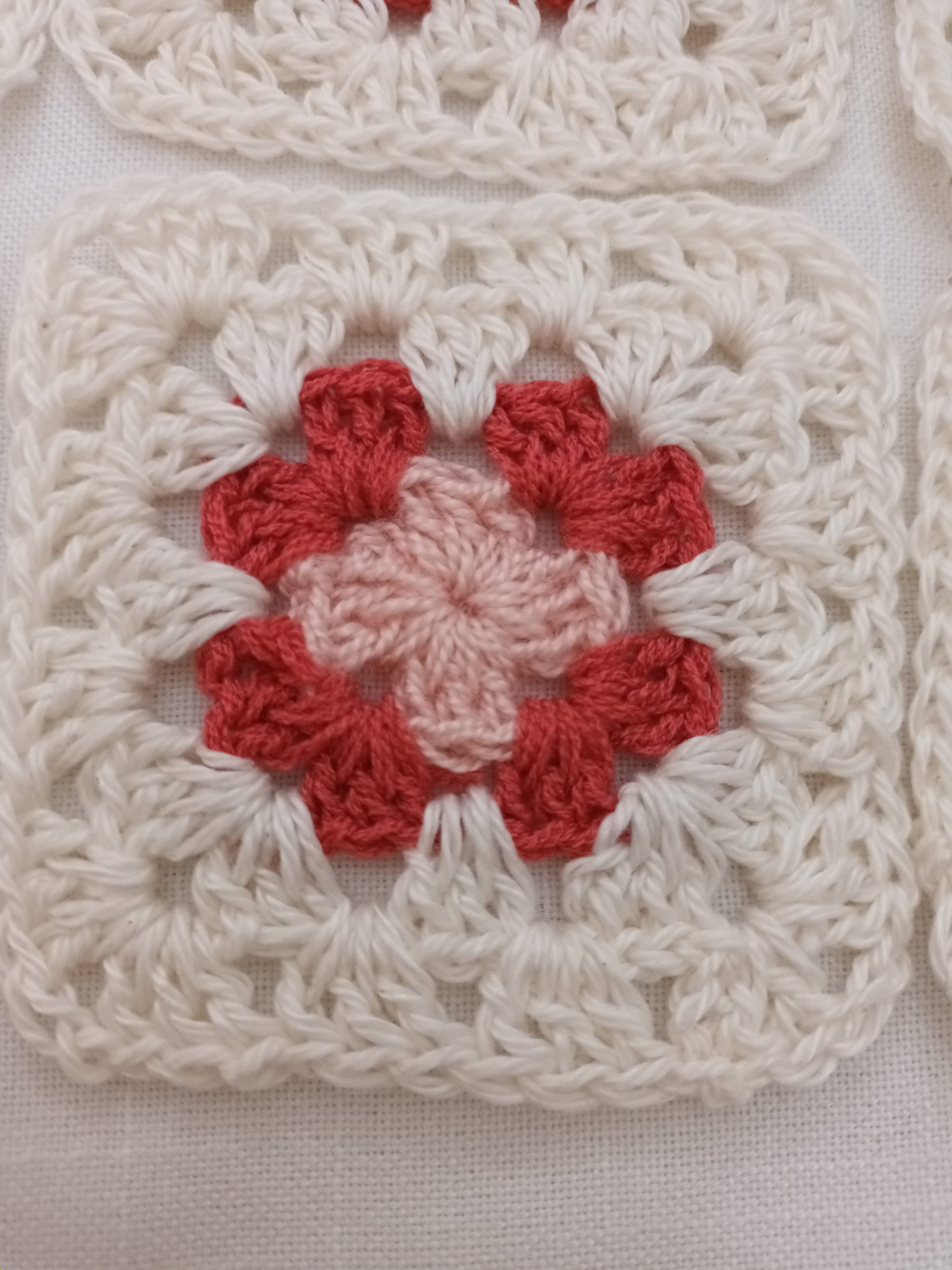 Blanket Crochet Kit for Beginners. Granny Square Crochet Throw