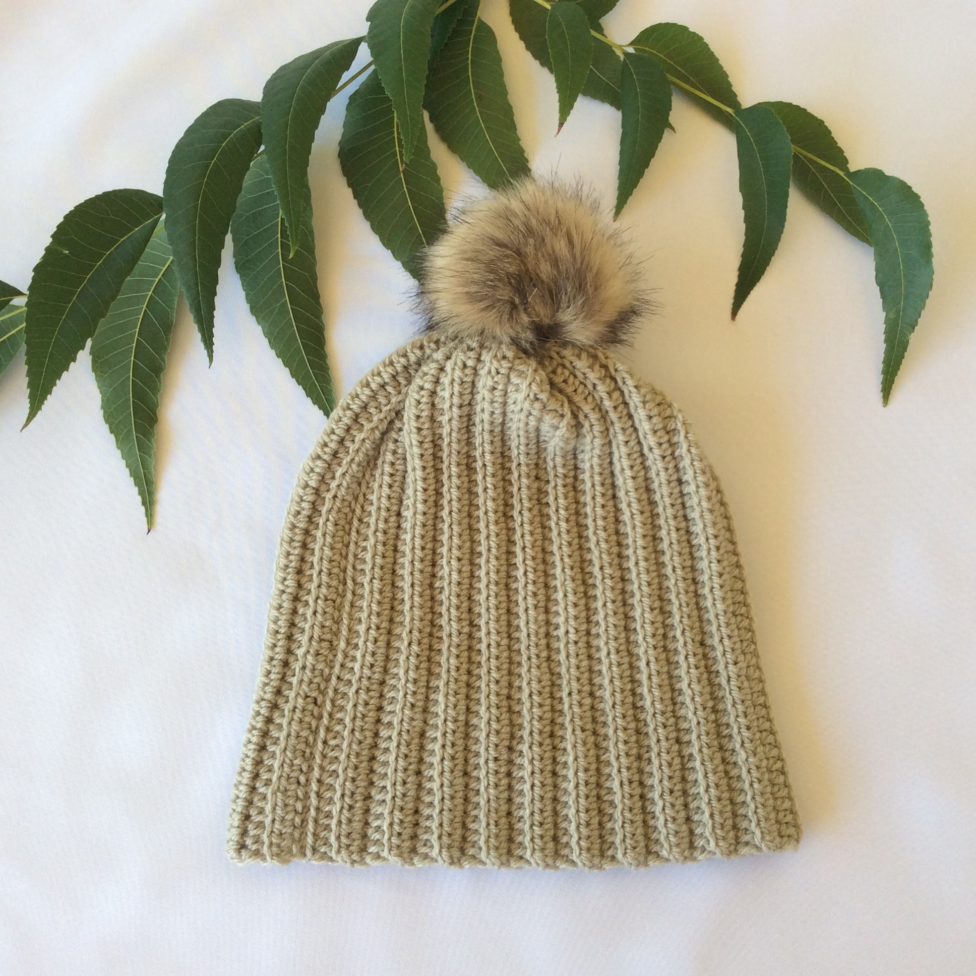 NOIZE Ribbed Knit Beanie With Multicolor Faux Fur Pom Pom Cream/Beige OS Quick ribbed beanie in Papatya Confetti but what colour pom  main image 3
