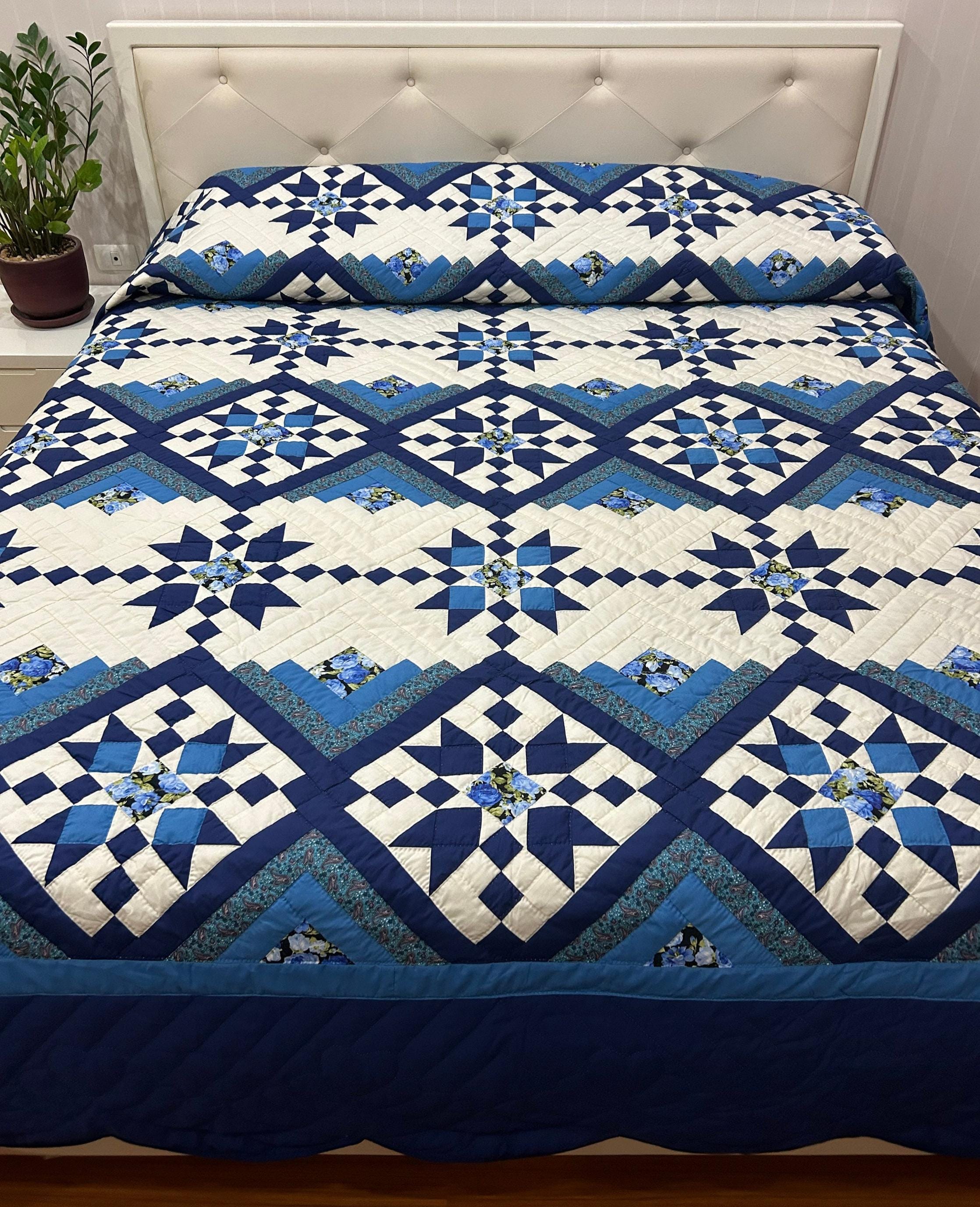 Oversized King Amish Heritage Quilt, Hand Quilted Log Cabin Star